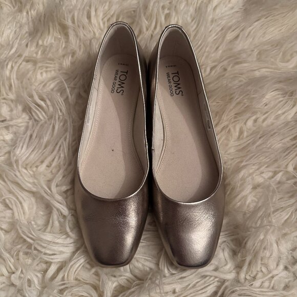 Toms Briella Suede Ballet Flat Size 8.5 in Gold - Picture 1 of 6